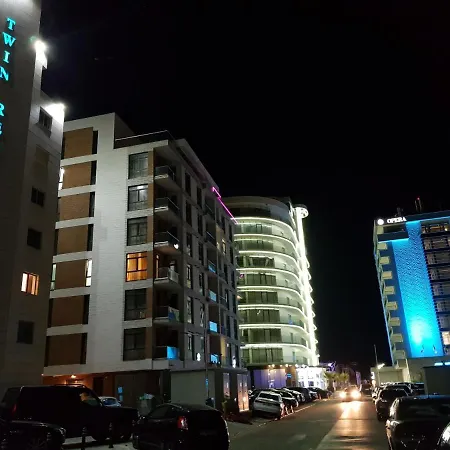 Luk Twin Loft Mamaia